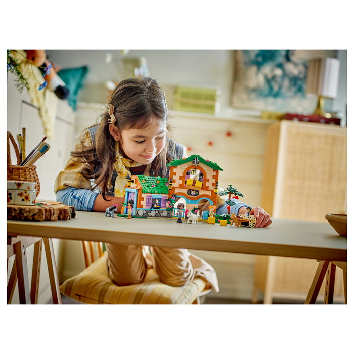 LEGO Friends Rancho de ponis y establos, 727 piezas