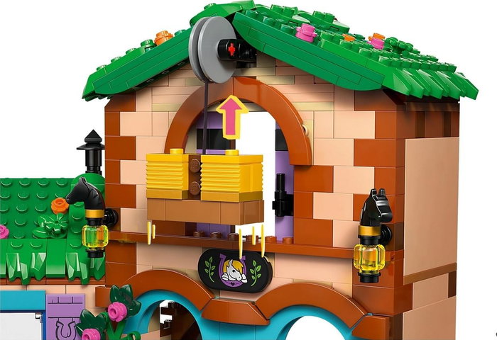 LEGO Friends Rancho de ponis y establos, 727 piezas
