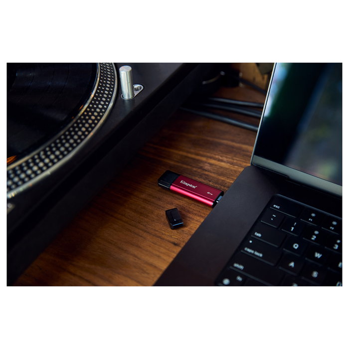 Kingston Dual Portable SSD 2TB USB-A/C Kingston Dual Portable SSD 2TB USB-A/C