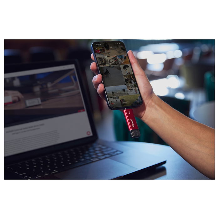 Kingston 2TB SSD Externo, Portable, USB-A/USB-C, Velocidad 1050MB/s, USB 3.2 Gen 2