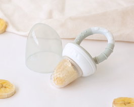 KioKids Alimentador Antiahogo Gris Petits Moments