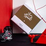 The Concept Factory Caja de Regalo 'Love Moment' Romántica, Plegable, 14x14x5.5 cm, Papel Rojo y Dorado
