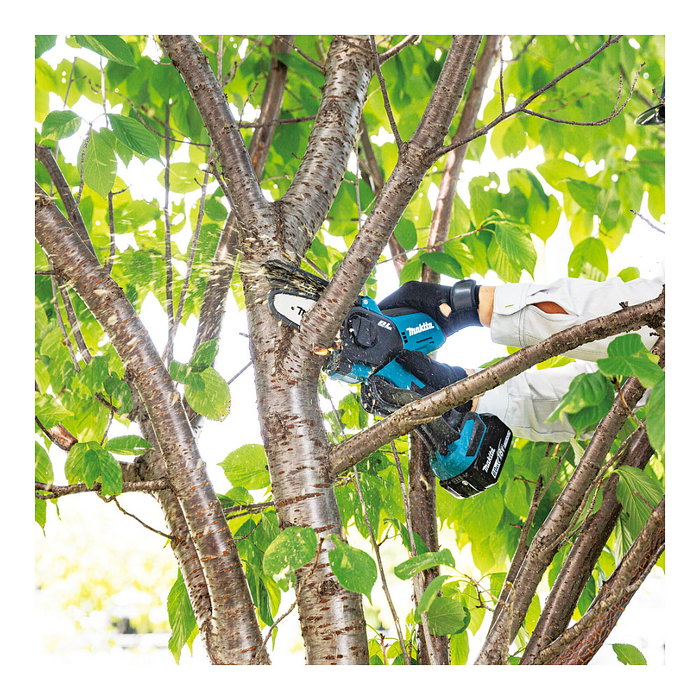 Makita DUC101Z Podadora de ramas inalámbrica 18V
