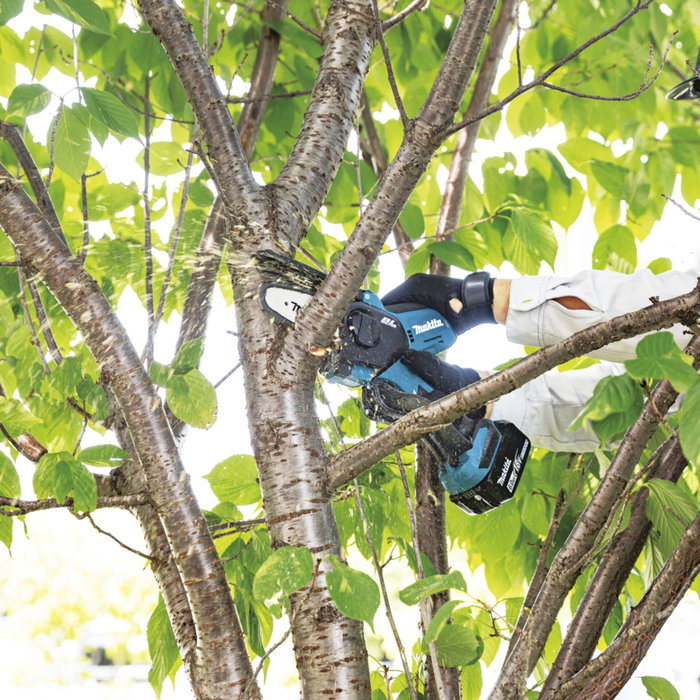 Makita DUC101Z Sierra de poda inalámbrica
