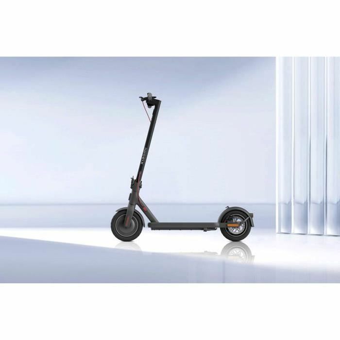 Xiaomi Patinete Eléctrico 4 con Neumáticos de 10 y 300W Xiaomi Patinete Eléctrico 4 con Neumáticos de 10 y 300W