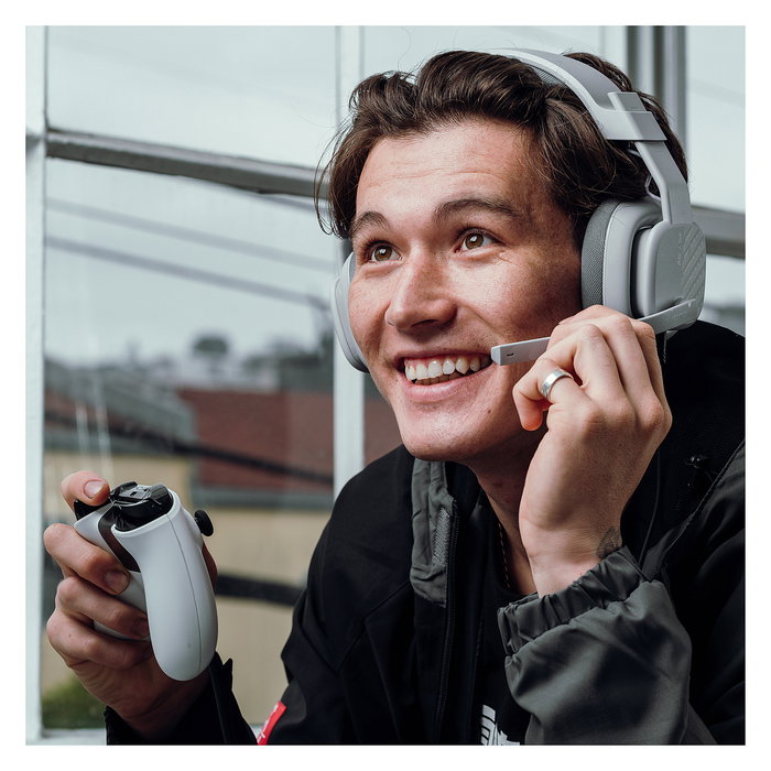Logitech ASTRO Gaming A10 Gen 2 Auriculares Gaming Diadema Alámbricos con Micrófono Plegable, Conector 3.5 mm, Gris, Compatible PC, Mac, PS4, PS5, Xbox