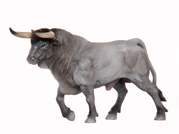 Deqube Toro Bravo Cárdeno Trotando Réplica Animal Pintada a Mano +3 Años Deqube Toro Bravo Cárdeno Trotando Réplica Animal Pintada a Mano +3 Años