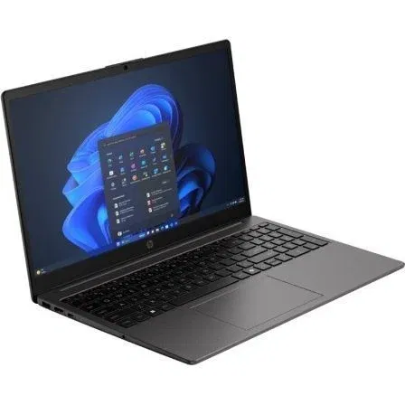 Laptop HP C38KGAT 15,6" 8 GB RAM 512 GB SSD