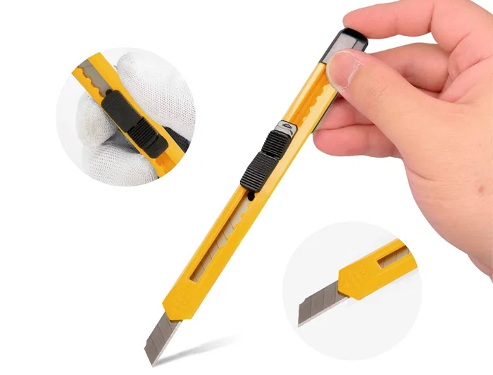 Q-connect Cúter XD-04 Plástico Estrecho Cuchilla 9 mm Clip Blíster 1 Unidad
