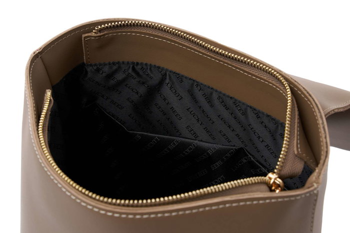 Lucky Bees Veronica - Dark Mink Mochila de Visón Oscuro de Cuero de Polivinilo para Mujer