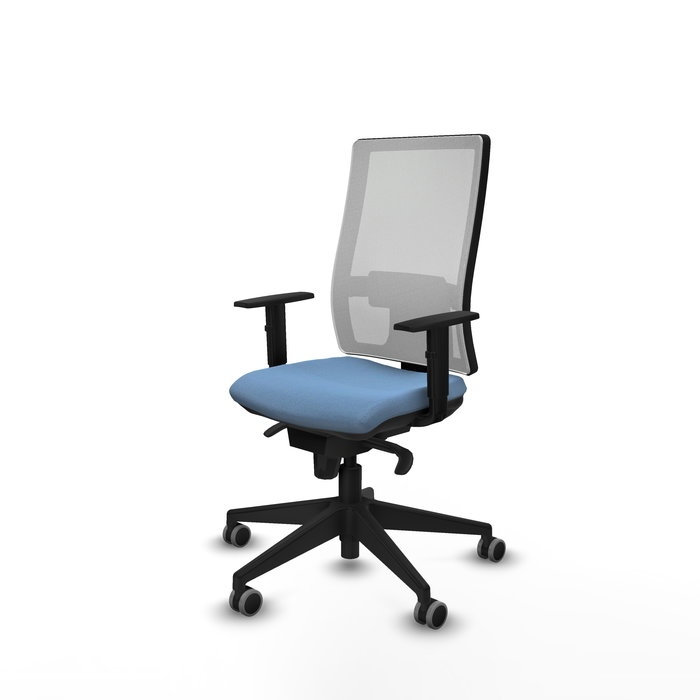 Silla de oficina Horna con mecanismo Sincro tapizada con Tela color Azul cielo y malla color Blanco. Equipada con lumbar 1D, Brazos 1D y Ruedas 65 mm parqué