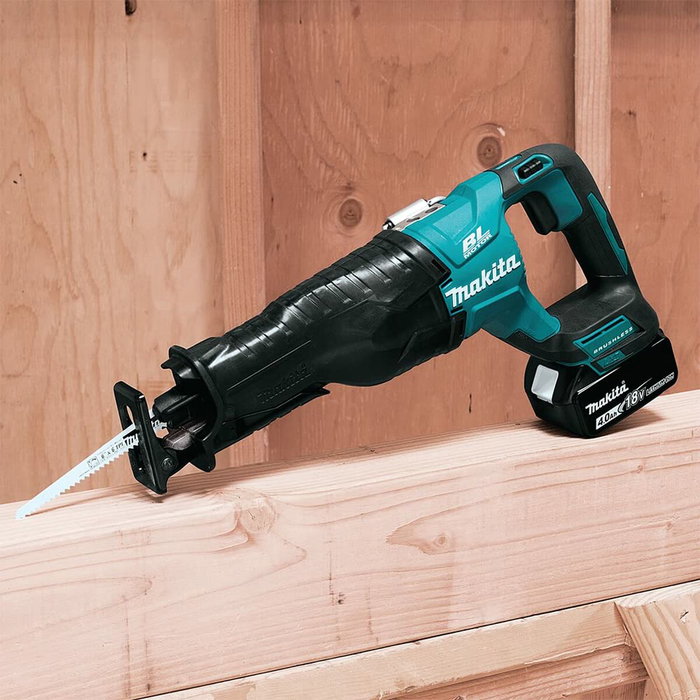 Makita DJR187Z Sierra de Sable Inalámbrica