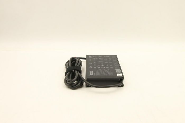 Lenovo Adaptador de Corriente USB-C 135W con Voltaje Ajustable 20V/15V/9V/5V para Laptops Lenovo Lenovo Adaptador de Corriente USB-C 135W con Voltaje Ajustable 20V/15V/9V/5V para Laptops Lenovo