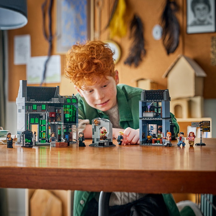 LEGO Harry Potter Tiendas Mágicas Callejón Knockturn 76471 Set de Construcción (788 piezas, 8+ años) LEGO Harry Potter Tiendas Mágicas Callejón Knockturn 76471 Set de Construcción (788 piezas, 8+ años)