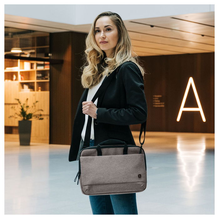 Dicota Eco Slim Case MOTION 12 - 13.3", Maletín para Portátil Gris Claro, con Compartimento para Tablet, Tirante para Hombro, 33.8 cm, Fabricado con Materiales Reciclados PET