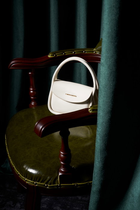 Vince Camuto Bolso Como - White Blanco Piel de Polivinilo 19x15x9 cm