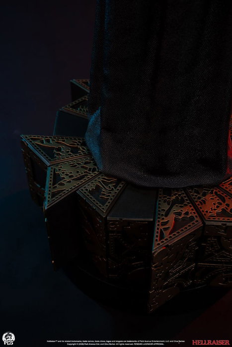 Premium Collectibles Studio Hellraiser Estatua 1/3 Pinhead 79 cm