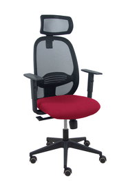 Silla de oficina Cilanco con mecanismo Sincro tapizada con Tela color Granate y malla color Negro. Equipada con lumbar 1D, Brazos 1D, Cabecero 2D y Ruedas de parqué