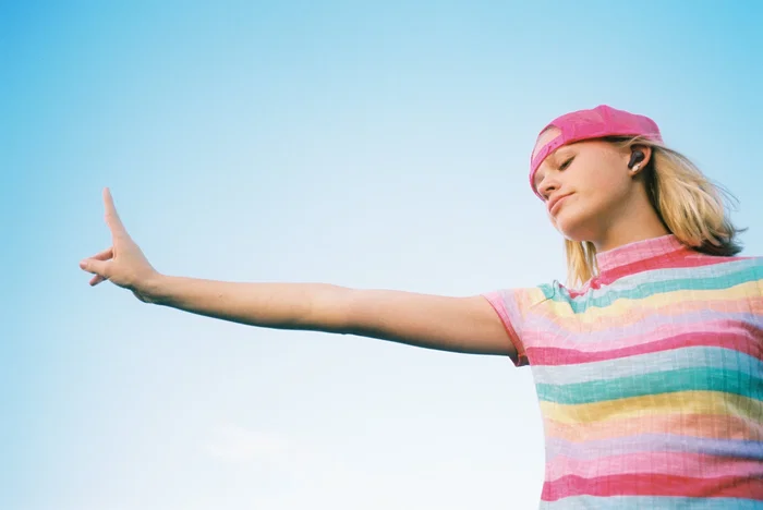 JBL Wave 200 TWS - Auriculares Inalámbricos Bluetooth 5.0 dentro de oído con 20 horas de autonomía, color Negro