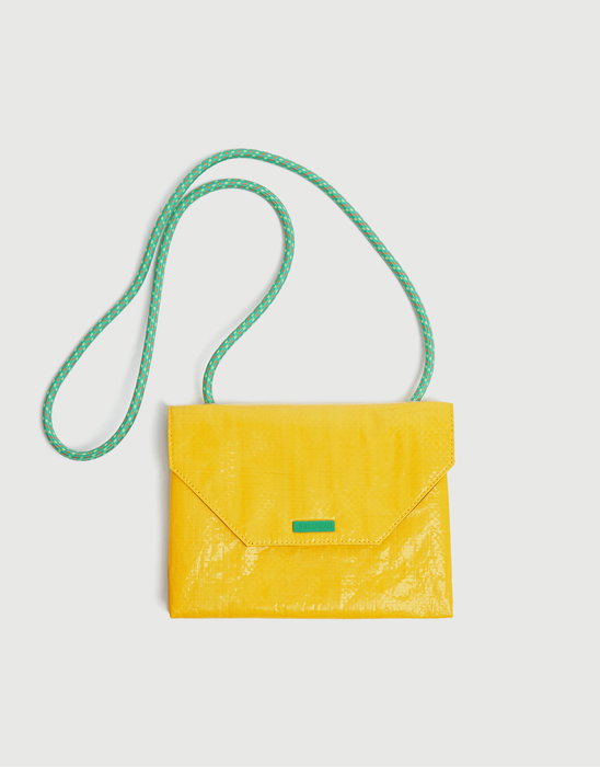 Pull And Bear Bolso Amarillo 4046-014-090