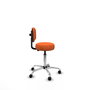 PIQUERAS Y CRESPO Silla Llanos giratoria naranja con base cromada