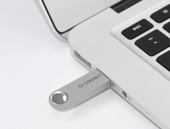 Q-connect Memoria USB Flash Premium 64 GB 3.0 Plateado