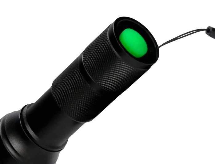 Q-connect Linterna telescópica de aluminio 5W negra Q-connect Linterna telescópica de aluminio 5W negra