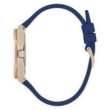 Guess GW0694L4 con correa azul y caja rosa
