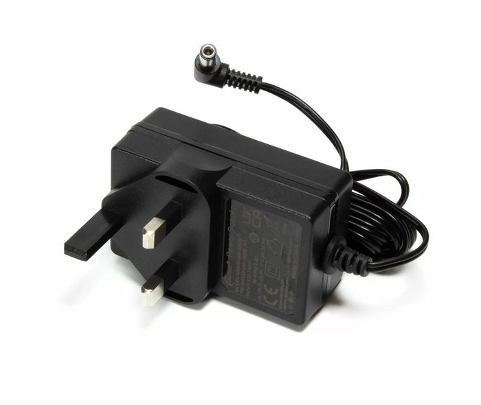 MikroTik Fuente de Alimentación 24V 1.2A con Enchufe en Ángulo Recto MikroTik Fuente de Alimentación 24V 1.2A con Enchufe en Ángulo Recto