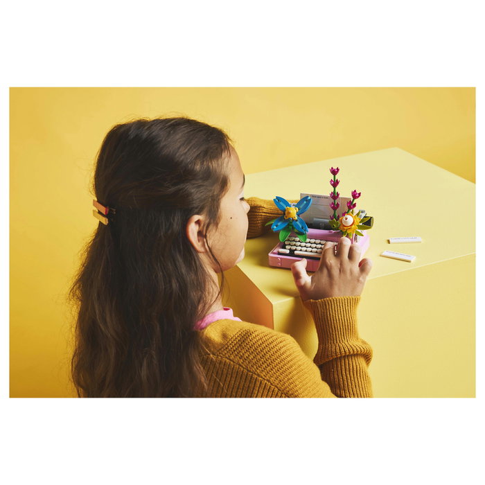 LEGO Creator 31169 Máquina de Escribir con Flores 3 en 1