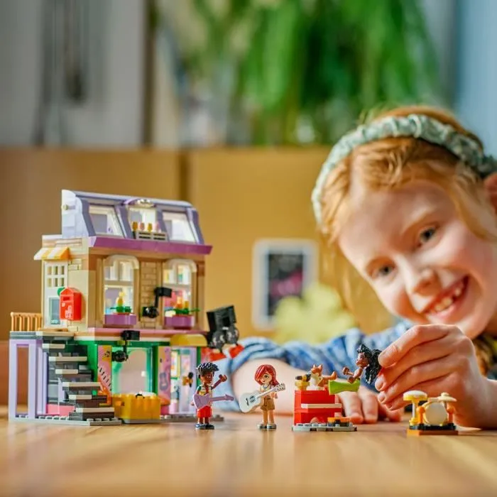 Lego 42653 Tienda de Música y Apartamento, Juego para Niñas de 7 Años en Adelante