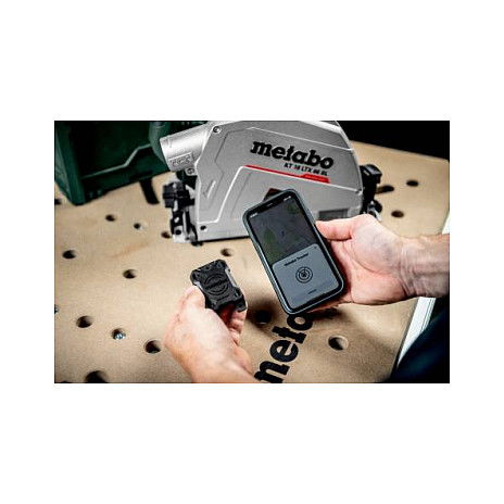 Metabo 626965000 Buscador (Tracker) Universal para iOS con Metabo App, Apple CarPlay, Resistente al Agua IP67 - Negro