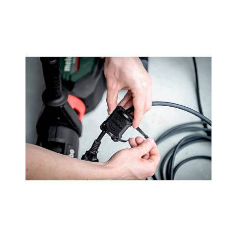 Metabo 626965000 Buscador (Tracker) Universal para iOS con Metabo App, Apple CarPlay, Resistente al Agua IP67 - Negro