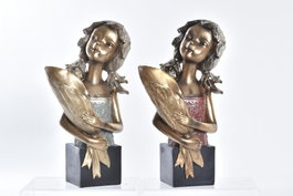 DKD Home Decor Figura de Resina Niña (Surtido de Colores)