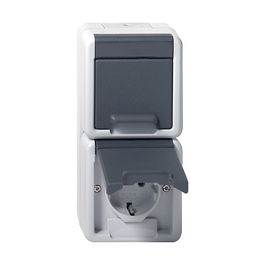 GIRA 478030 SCHUKO 2f senkr. KD WG AP Grau Enchufe Gris
