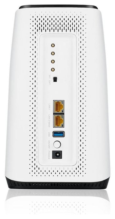 Zyxel FWA510 Router 5G Interior Tribanda con Wi-Fi 6 (802.11ax), 2 Puertos Ethernet LAN, 4 Antenas, Negro y Blanco