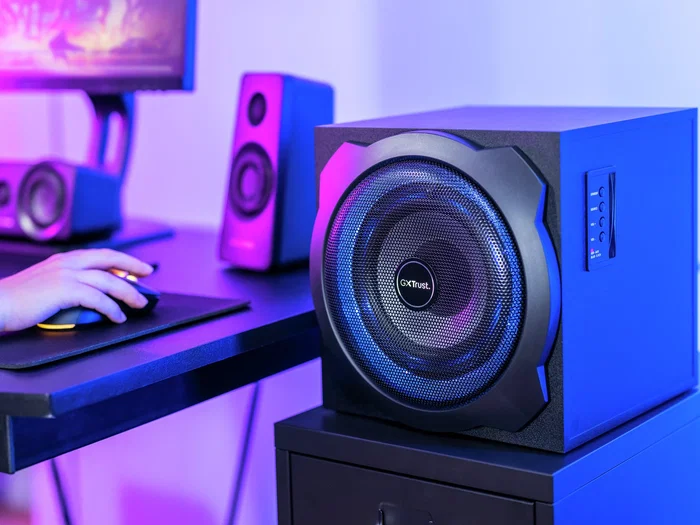 Trust GXT 658 Tytan Conjunto de Altavoces 5.1 180W (90W RMS) con Subwoofer de Madera, Compatible con PC, PS3, Xbox 360, Wii, Mando a Distancia, Negro