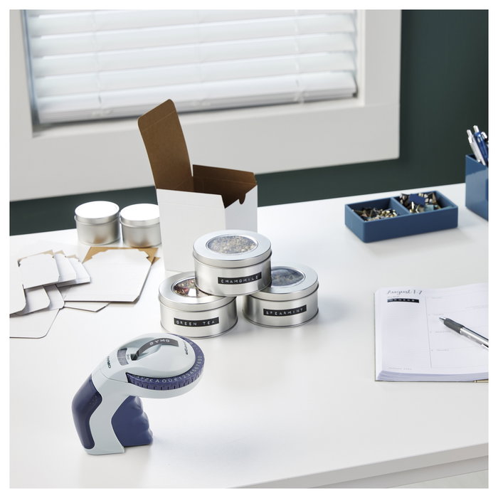 DYMO Omega - Prensa de Etiquetas Térmica de Impresión Directa Azul, para Uso Doméstico, Imprime en Etiquetas PVC hasta 9 mm