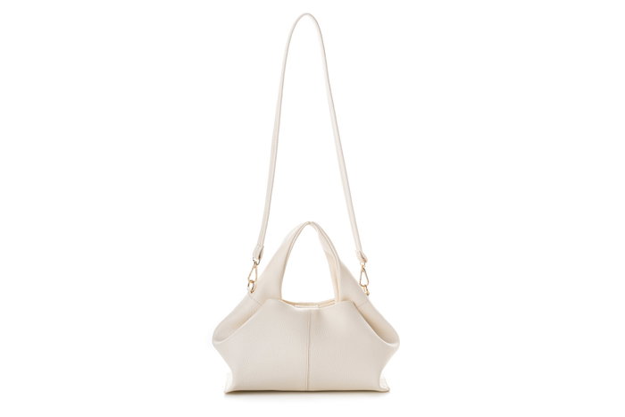 Vince Camuto Bolso Capri en color Crema Vince Camuto Bolso Capri en color Crema