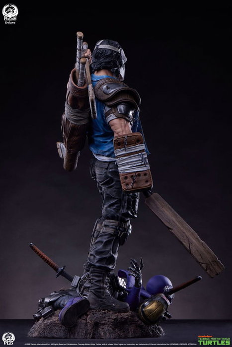 Premium Collectibles Studio Teenage Mutant Ninja Turtles Legends Estatua Casey Jones Deluxe Edition 1/3
