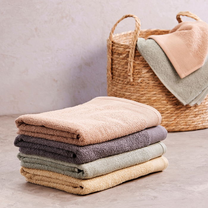 Day Toalla Arena Natural 70x140 cm Algodón 100% 420g/m2 Oeko-tex