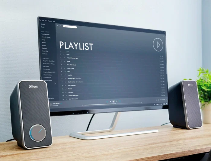 Trust Altavoces Trust Arys 28W RMS 2.0 Premium para PC, Portátil, Tableta y Teléfono, con Control de Volumen y Entrada Auriculares (Ref. 20179)