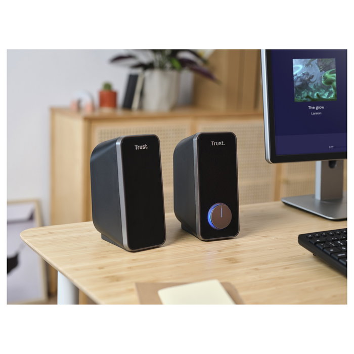 Trust Altavoces 2.0 Arys, 14W RMS, Control de Volumen, Conexión para Auriculares y Entrada de Línea, Alimentación USB, Color Negro