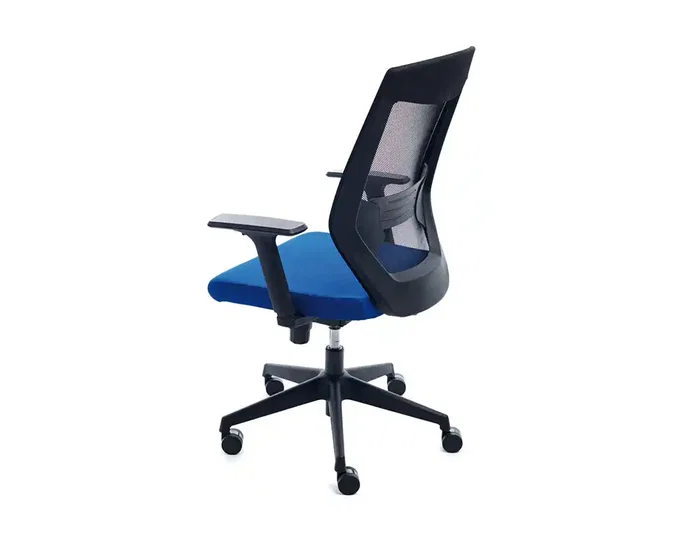 Rocada Silla de Oficina Tapizada en Tela Ignifuga Azul con Respaldo en Polímero Negro