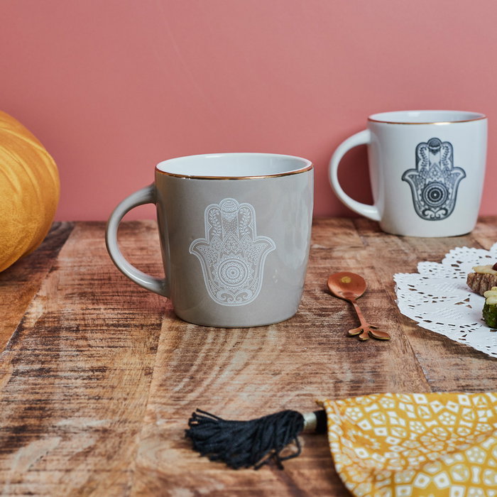 Home Deco Factory Mug 330 Ml Mano Fátima Ilustración Beige Blanco Dorado Home Deco Factory Mug 330 Ml Mano Fátima Ilustración Beige Blanco Dorado