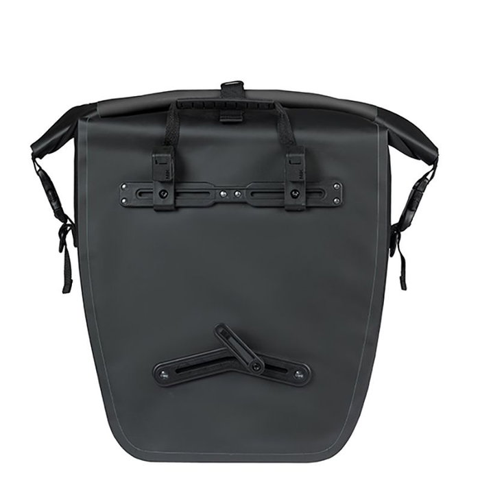Basil Rivo L Bolsa Portaequipajes Trasero Impermeable 31L con Bandolera Reflectante