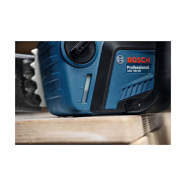 Bosch GKE 18V-40 Motosierra a Batería Profesional, 18V, 12.4 m/s, Calibre 1.1 mm, Cadena 3/8"