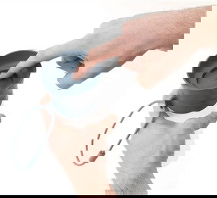 Berghoff 3950121 Botella de Agua 0,5L Ligera con Correa para Gimnasio u Oficina