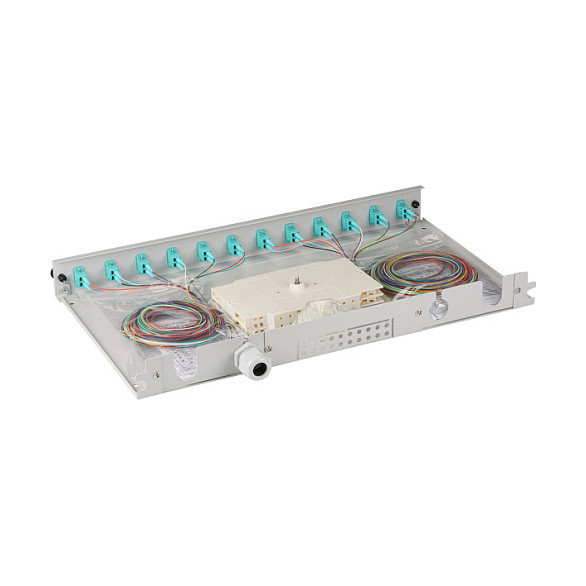 EFB Elektronik Spleißbox LC 50/125Á OM3 Multimodo, 12 Pigtails / 6 Acopladores