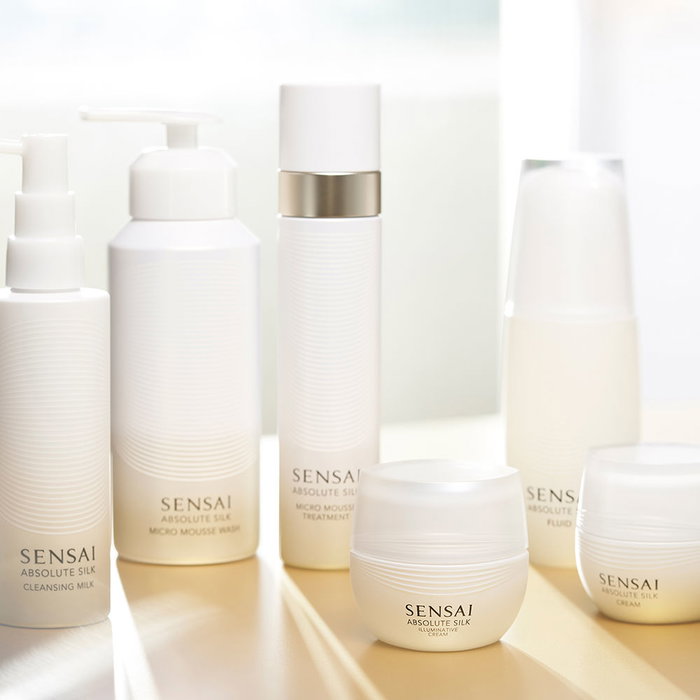 Sensai Absolute Silk fluid 80 ml - Loción con tecnología Micro Lipo Carrier e ingrediente Koishimaru Silk para hidratación profunda y antiedad